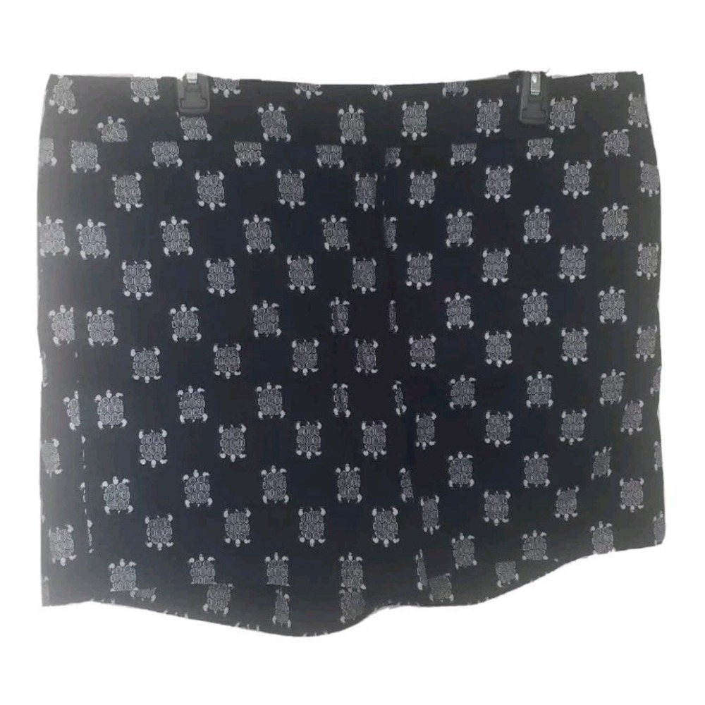 Ann Taylor Loft resort Riviera Shorts Sz 14 Navy Blue White Tribal Turtle Print